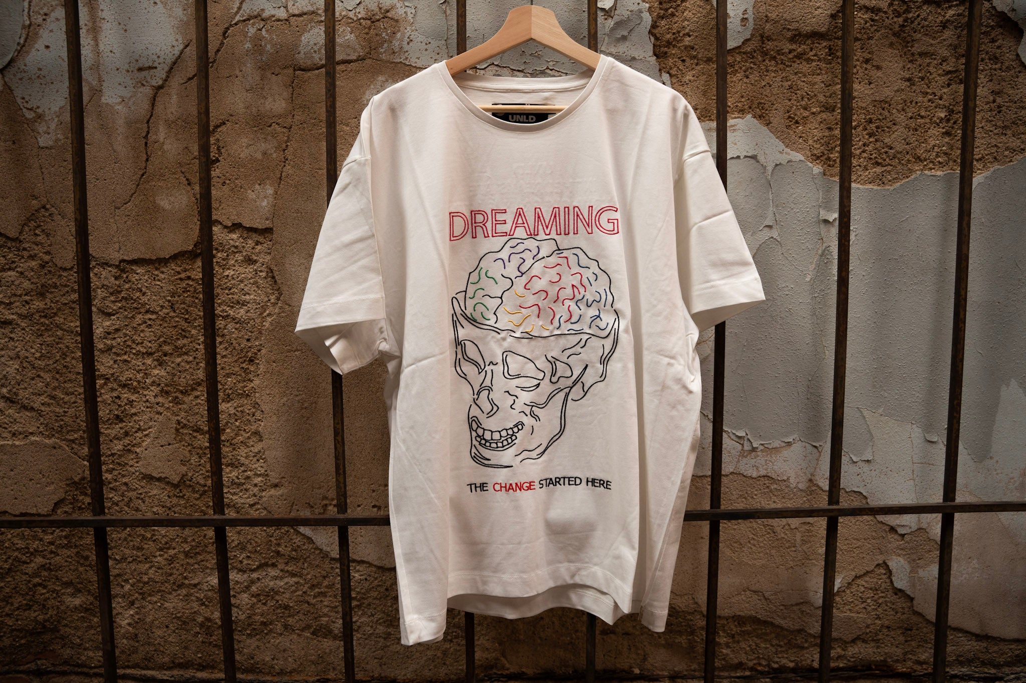 UNLD “DREAMING” Tee